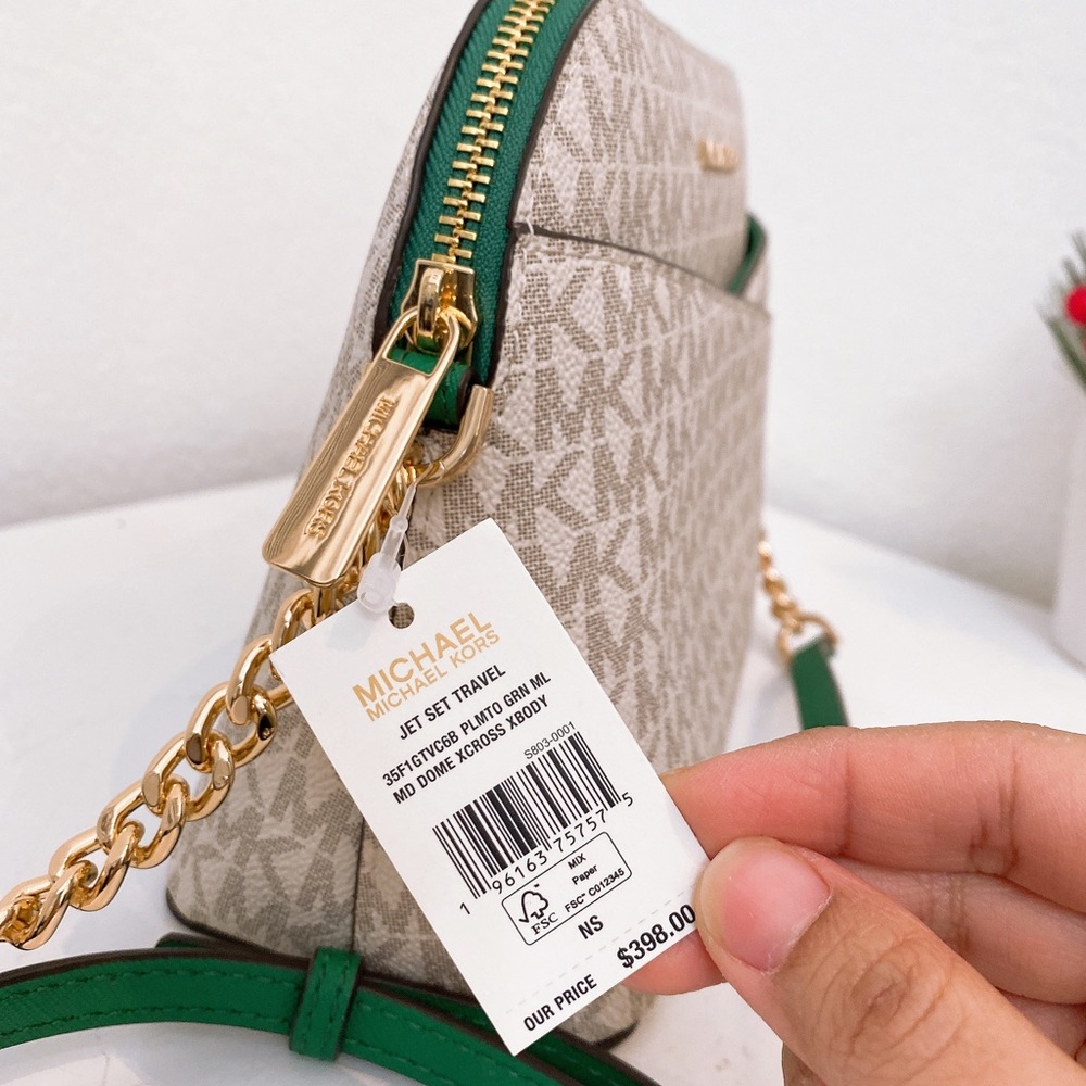 Michael Kors Jet Set Travel MD Dome Crossbody - Picture 3 of 9